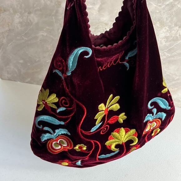Vintage Oneill Shoulder Purse Maroon Velvet Multicolor Embroidered Flowers - Picture 8 of 12